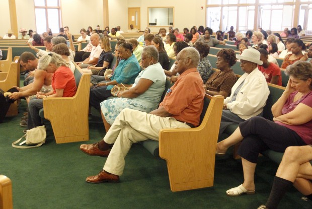 071912tsr-prayer-vigil-07